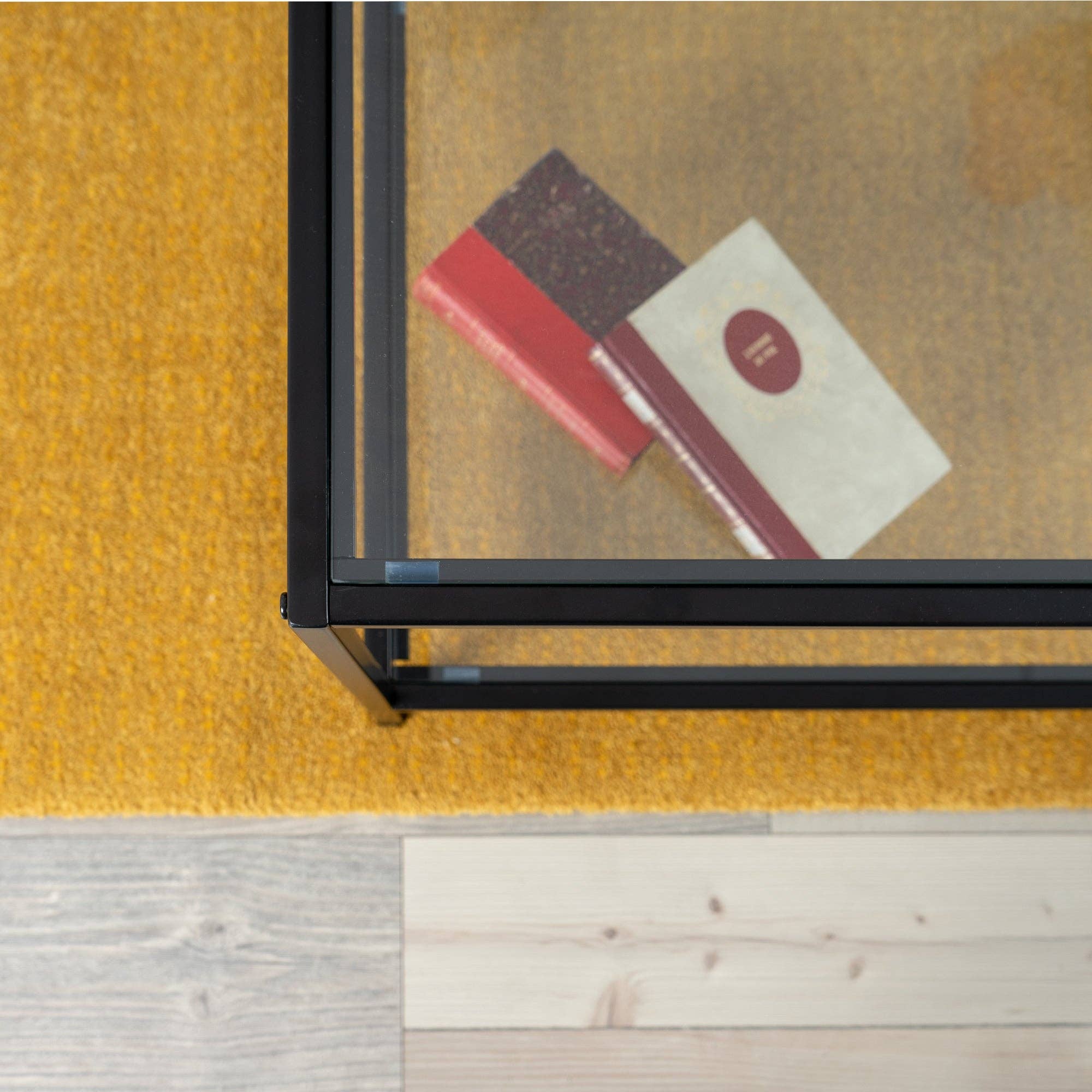 Urban Meuble – wholesale Soffbord – Soffbord i glas och svart metall HUDD LMKZ13