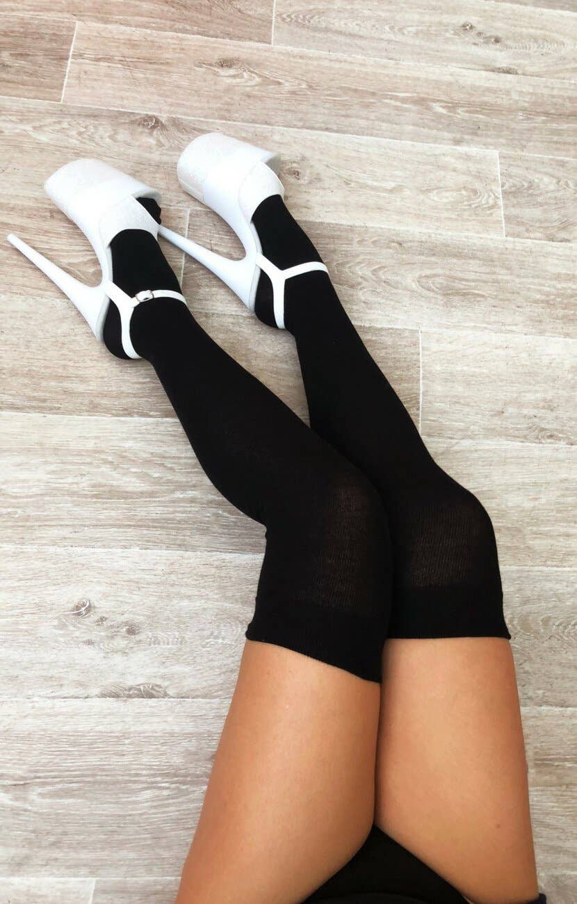 Lunalae - Wholesale Socks - Women's - Black Thigh High Sock0