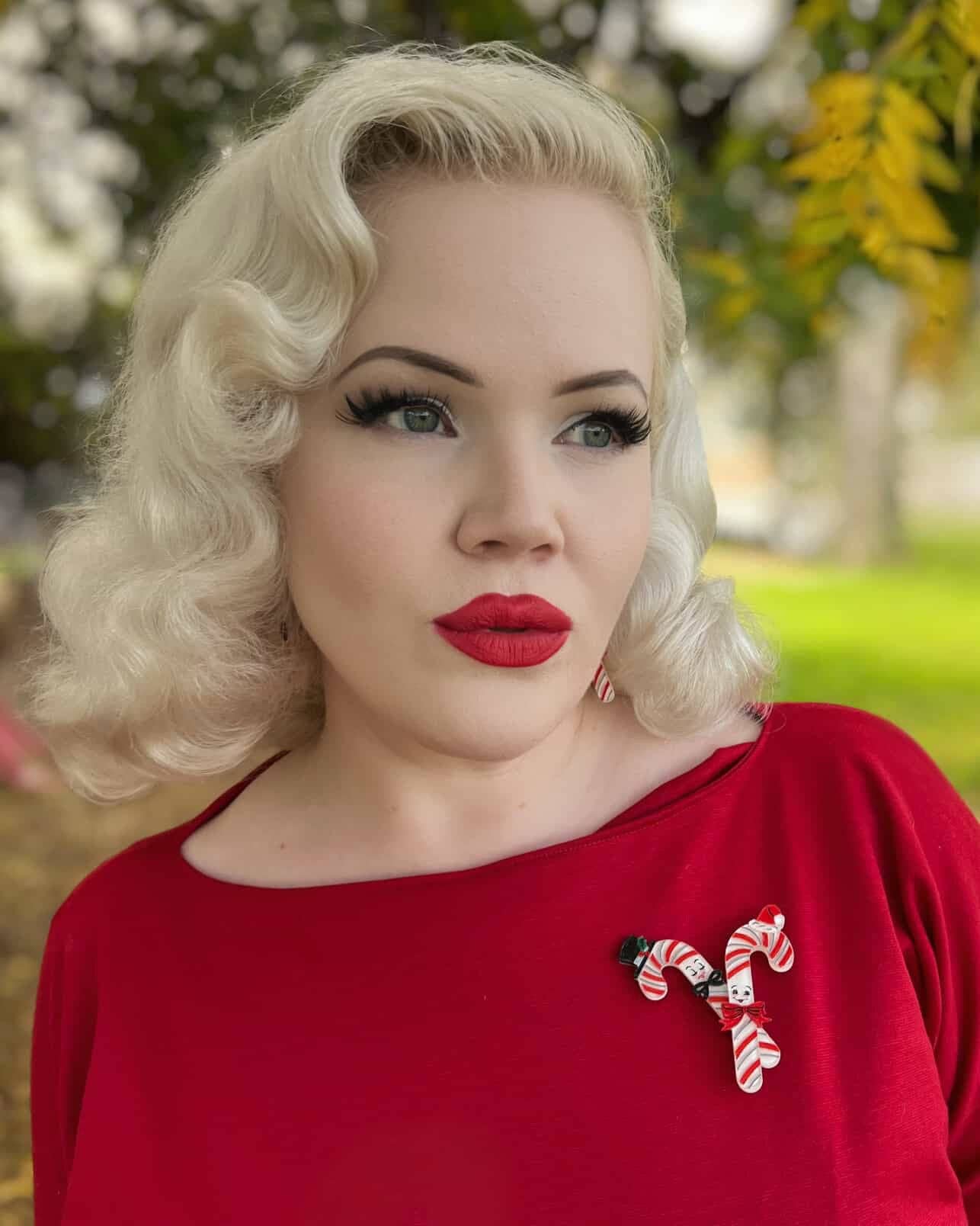 Lipstick & Chrome - Wholesale Brooch - Candy Cane Couple Brooch by 50's Vintage Dame x Lipstick & Chrome1