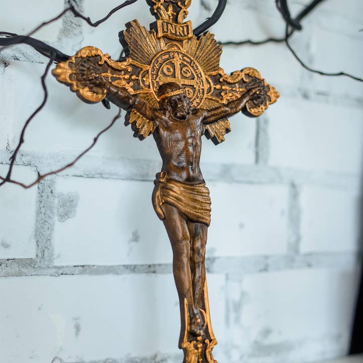 KozakWorkshop - Wholesale Wall cross - Handcrafted wooden wall cross elegant Jesus crucifix12