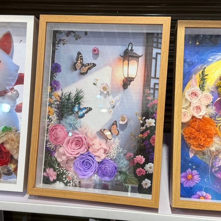 Preserved Flower Butterfly Frame - 3D Floral Wall Art for wholesale by Effiliving