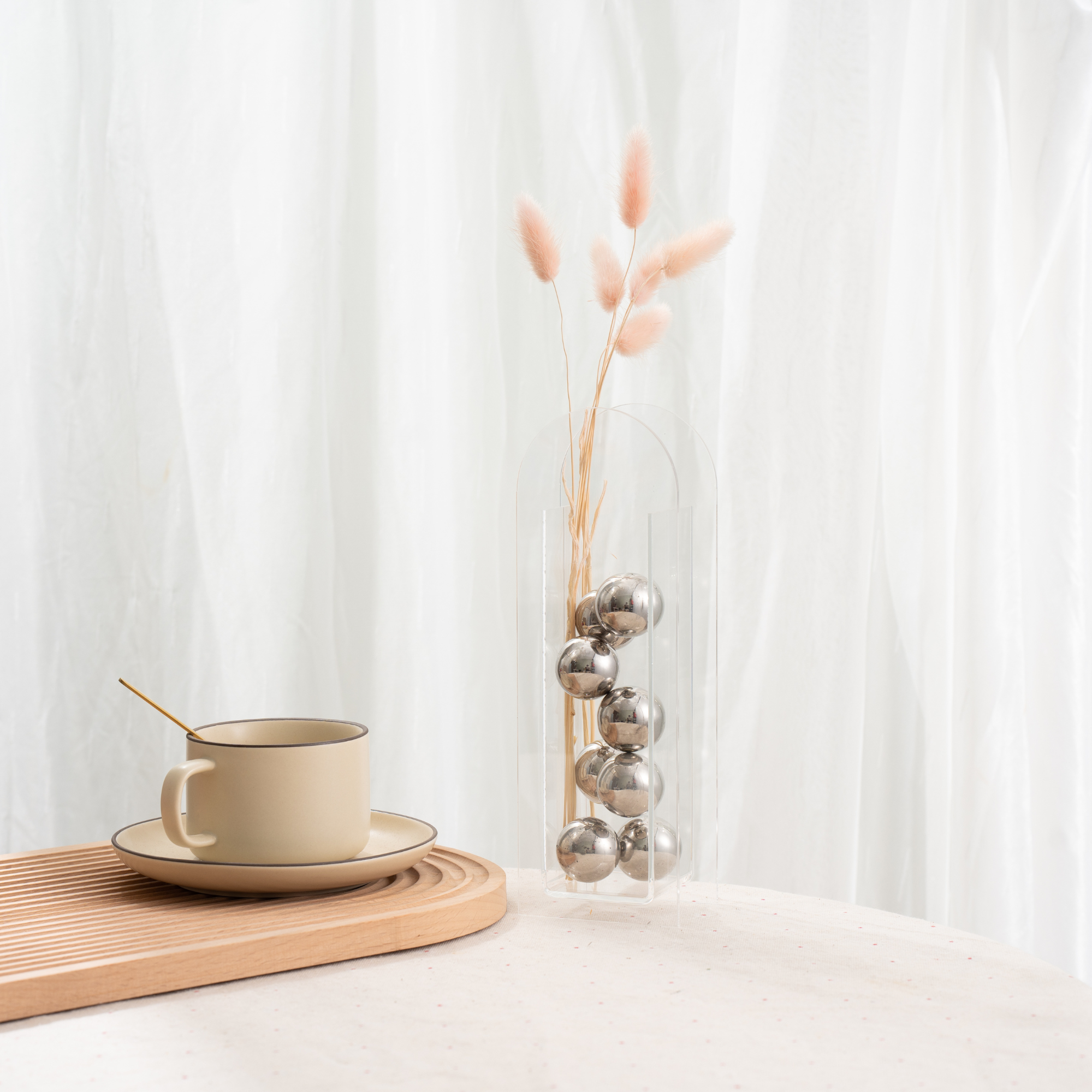 huemabe (All Import Duties Covered) - Wholesale Vase - Modern Minimalist Transparent Acrylic Flower Vase1