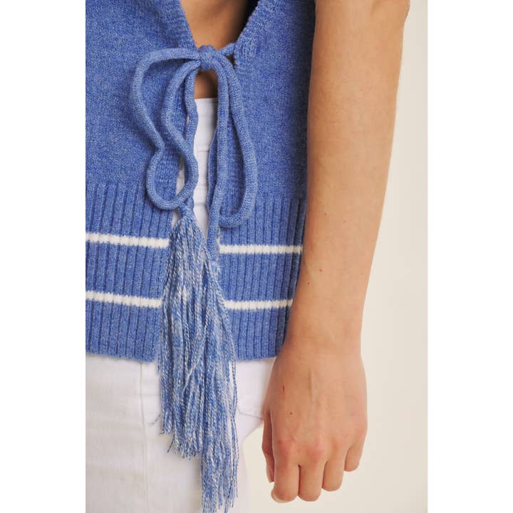 in february - Wholesale Outerwear Poncho - Women's - ECO-FRIENDLY EFFORTLESSLY ESSENTIAL SWEATER PONCHO VEST14