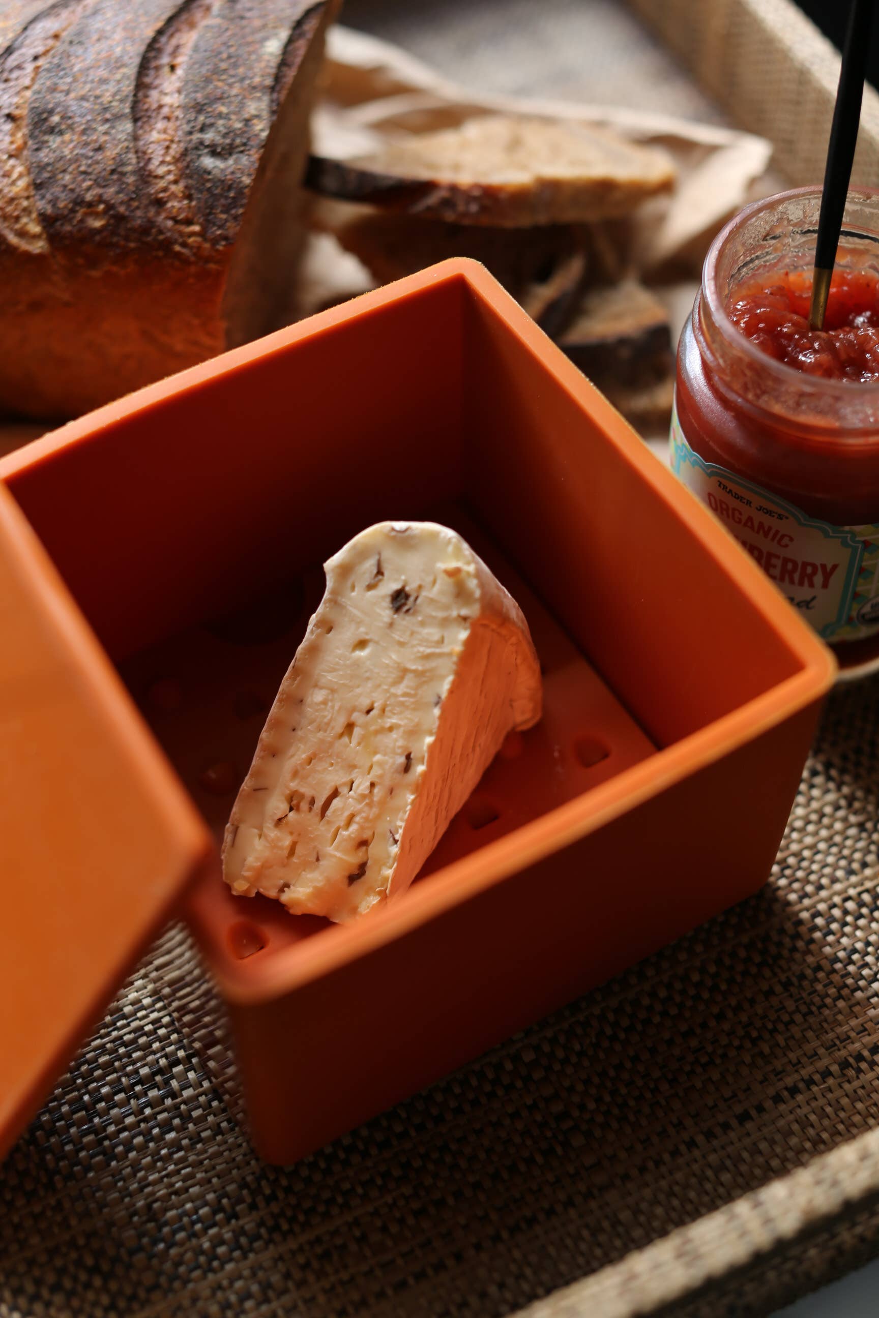 CapaBunga® - Wholesale Food Storage Container - Cheese Vault For Soft Cheese | Artisan Cheese Storage5