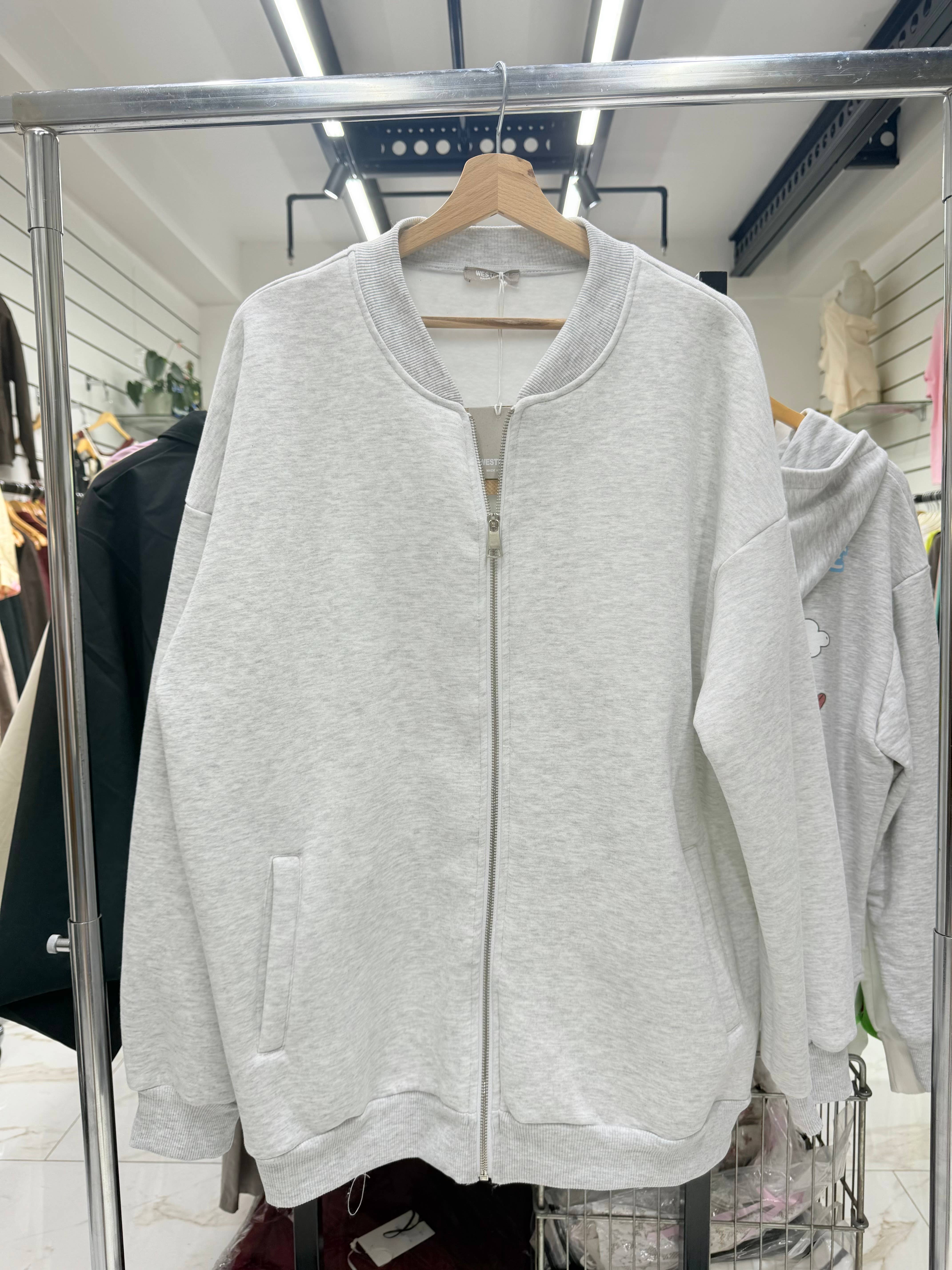 Chilli Girl Collection - Wholesale Sweatshirt - Women's - Oversize bomber style fleeced zip sweatshirt 3