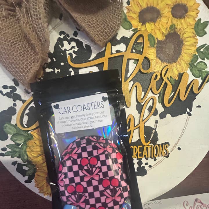 Ensembles de sous-verres de voiture Saint-Valentin mystère pour la vente par Southern Vinyl Creations