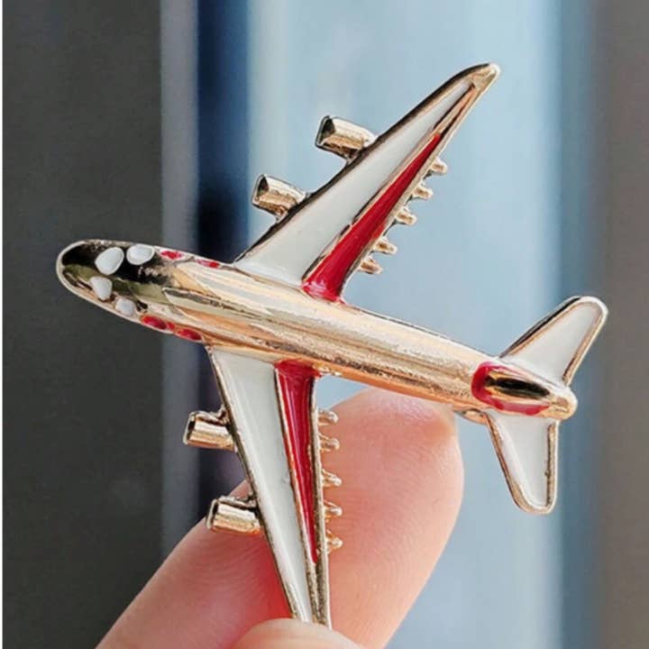 Magnifique Hearts - Wholesale Brooch - Enamel Airplane Brooch: Stylish Accessory for Aviation Lover3