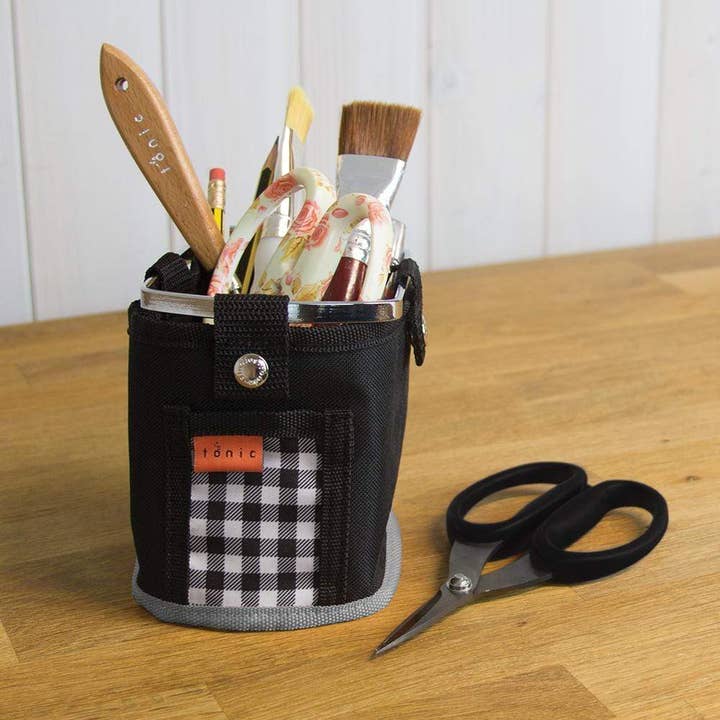 Tonic Studios – wholesale Craft tool – Tonic Studios - Storage - Table Tidy Single Pocket - 1644e1