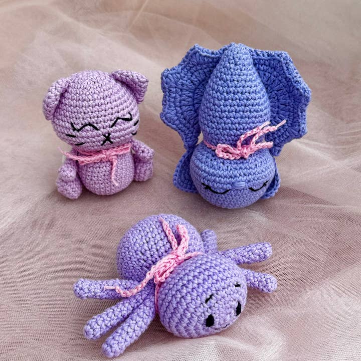 Knitty Critters - Happy-Ween Crochet Kit - Little Animal for wholesale by Creative World of Crafts