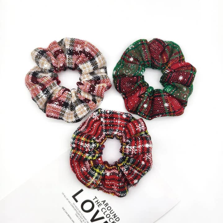 MKS America - Wholesale Scrunchie - Women's - Holiday Gift Vintage Red & Green Plaid Christmas Scrunchie7