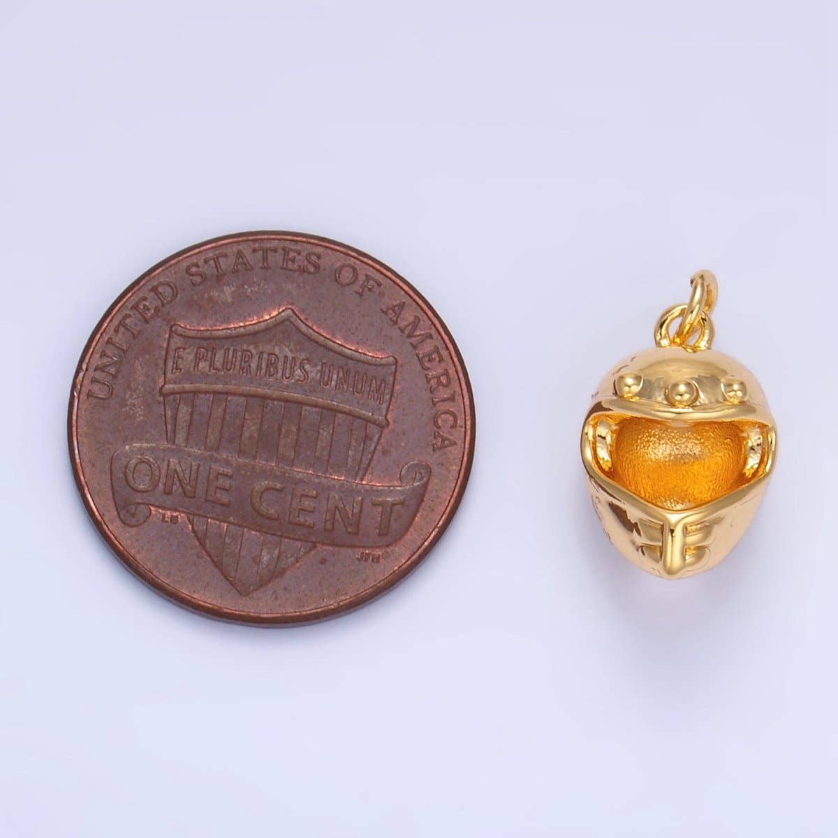 Aim Eternal – wholesale Individual charm/pendant – 24K Gold Filled Motorcycle Helmet Multidimensional 3D Charm | W1342