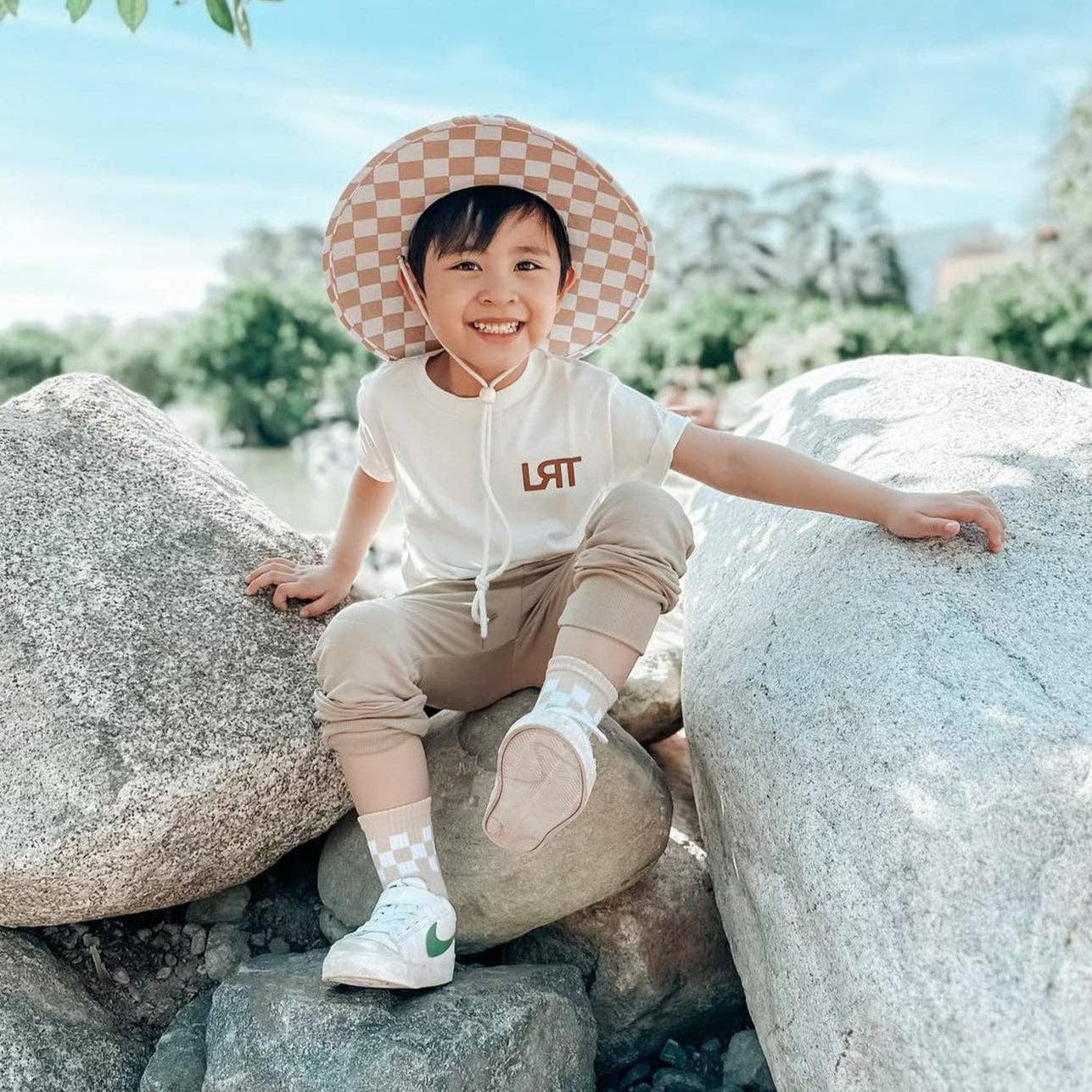 Little Rad Things - Wholesale Shirt - Kids - 100% ORGANIC COTTON DOPE THREADS SWELL DAYS TEE1