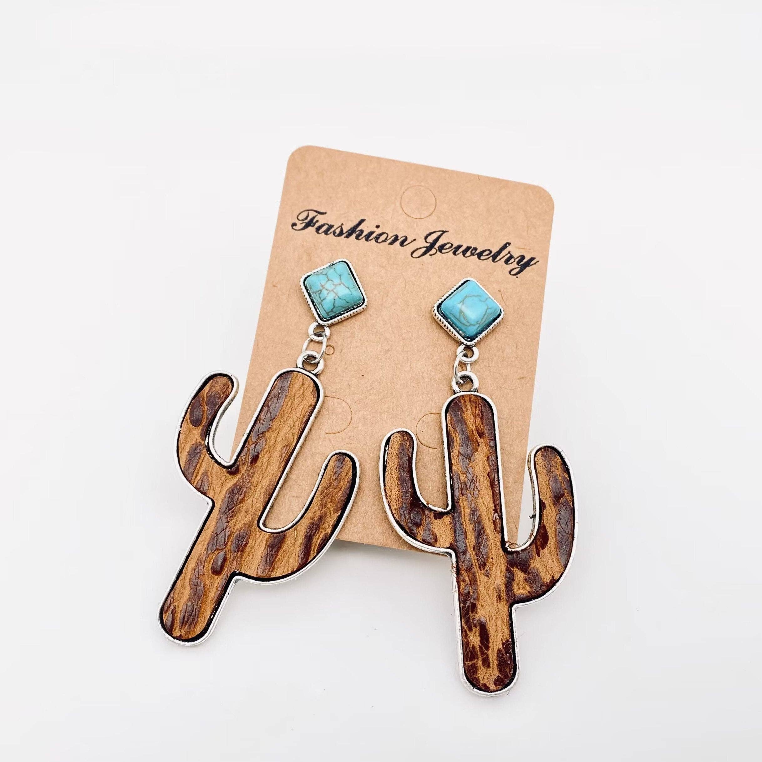 Mio Queena - Wholesale Dangle Earrings - Cactus Embossed Cowhide Turquoise Western Style Earrings -WJ2