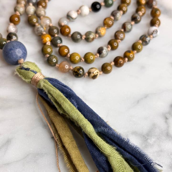Ocean Jaspis & Blauwe Sponskoraal Mala – Stroom met Vreugde, Veranker in Waarheid voor wholesale door Shakti SOULutions