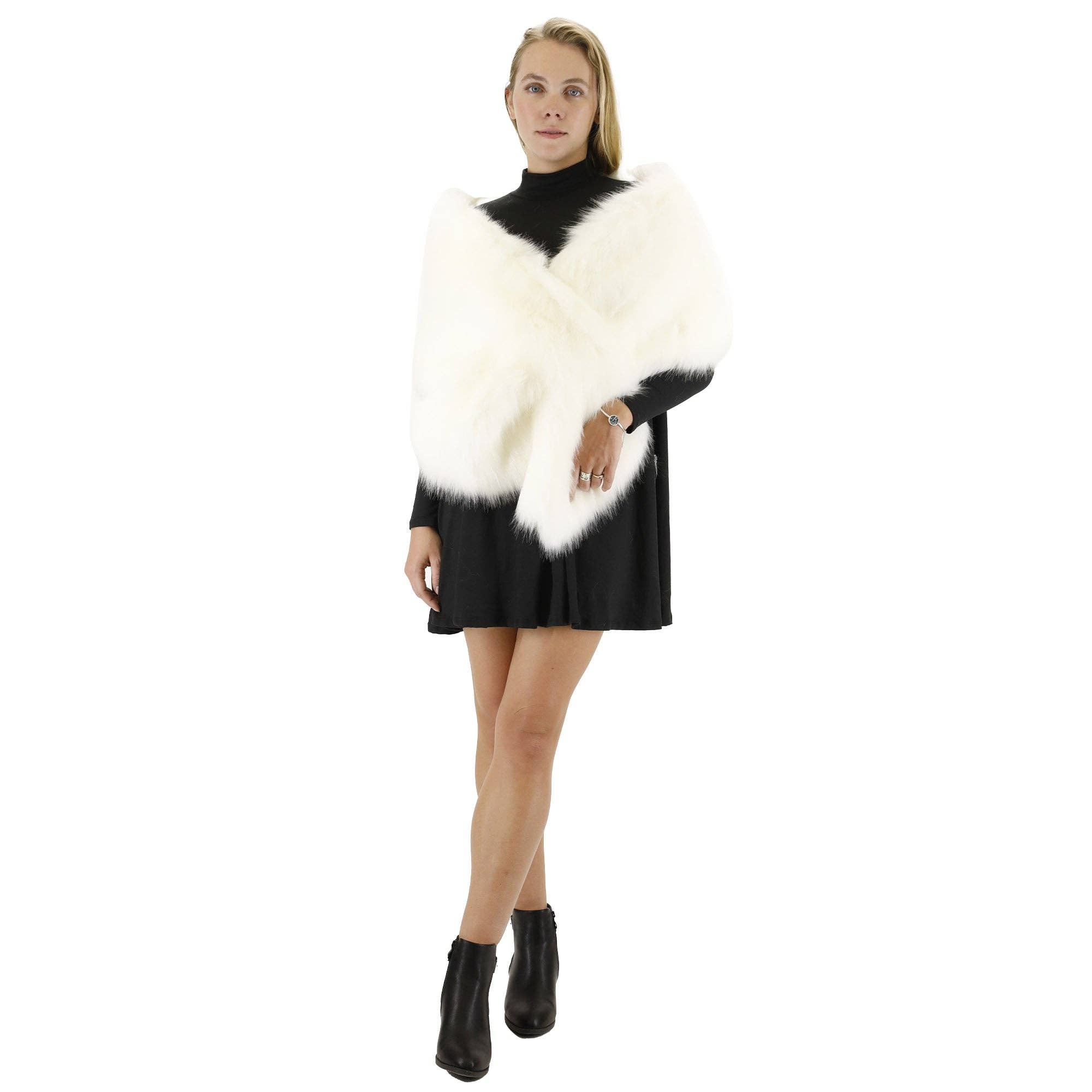 TAPA fashion - Wholesale Fur/Faux Fur Coat - Women's - Faux Fur Shawl Wide P373 (3PC)25