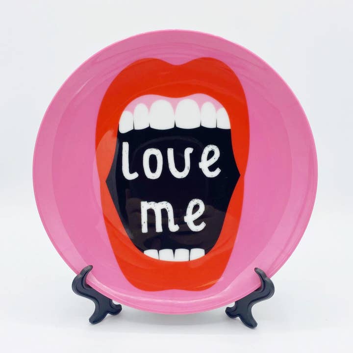 6 Inch Plate, Love Me ! by Adam Regester for wholesale by ART WOW