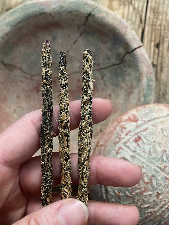 SANDALWOOD Eterisk Olja Handrullad Hantverksrökelse 6-pack för wholesale av ReturnToTheRoots