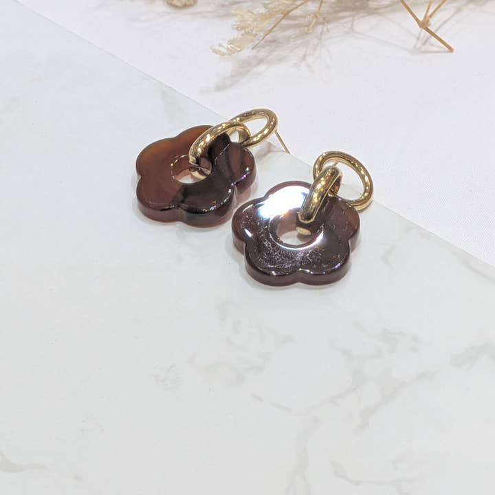 LOLO & YAYA - Wholesale Band/Stacked Ring - Candida acrylic flower earrings5