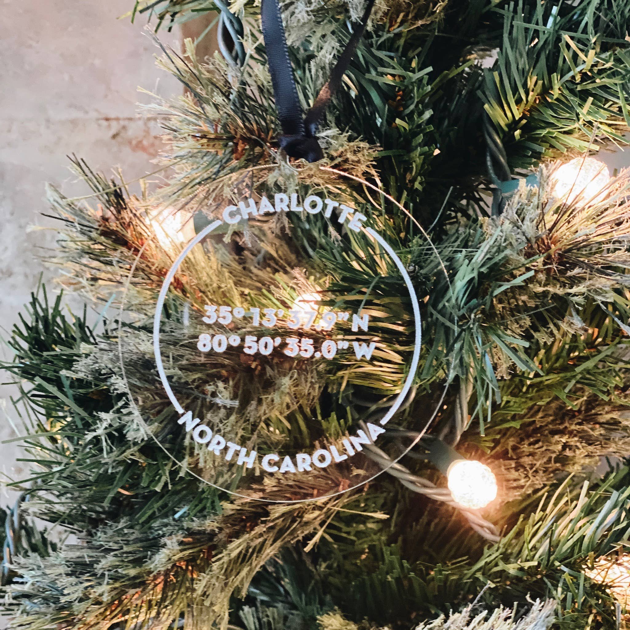 Grainwell - Wholesale Ornament - Acrylic City Coordinate Ornament