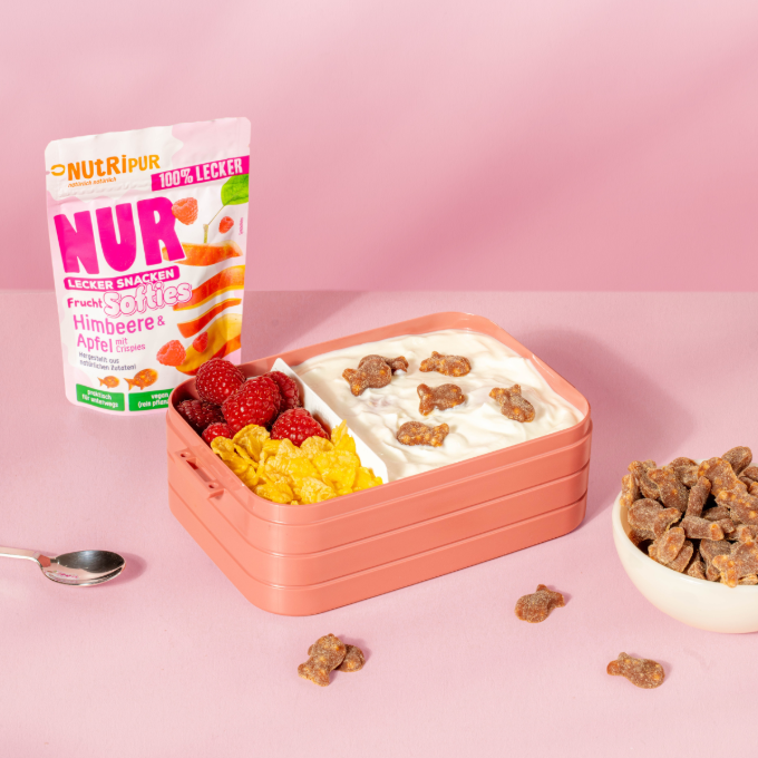 NutriPur - Wholesale Fruit Snacks - Only fruit Softies raspberry+apple 35g1