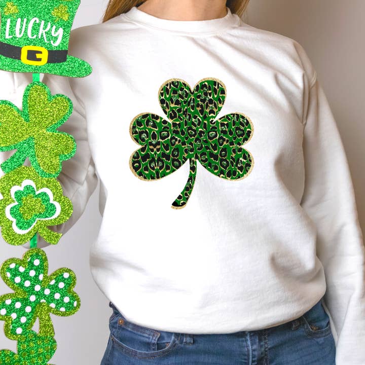 3-bladige sweater van Clover St. Patricks Day voor wholesale door Londas Trendy Tees