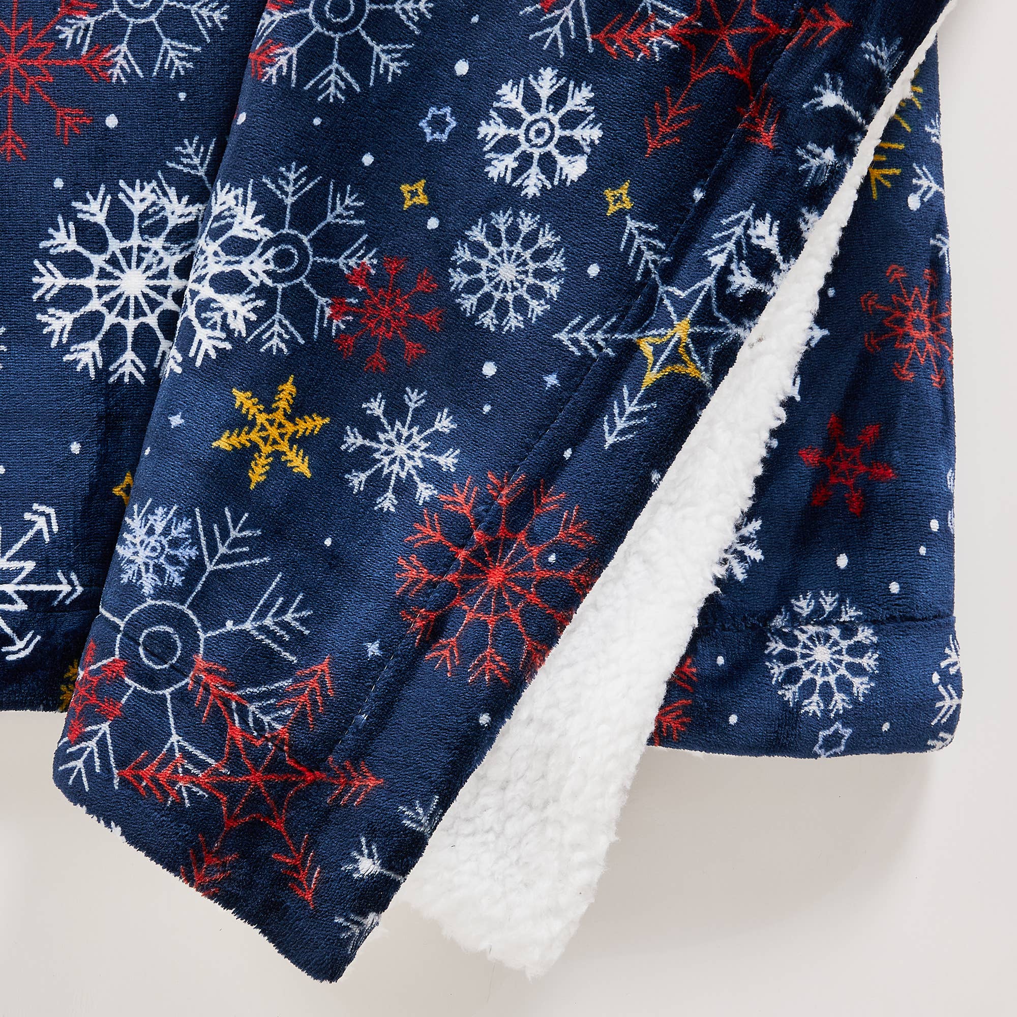 BH Collective - Wholesale Throw Blanket - Throw Blanket - Holiday Printed Sherpa - Eve Collection49