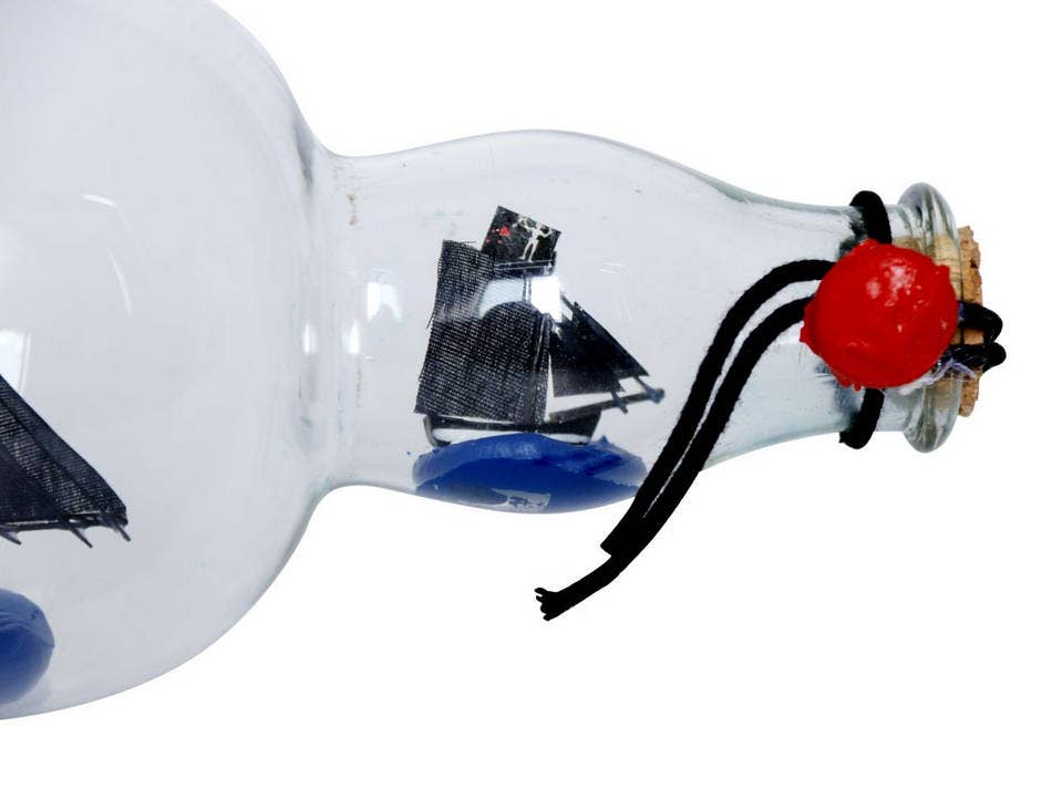 Hampton Nautical - Wholesale Decorative Tabletop Object - Blackbeard's Queen Anne's Revenge Model Ship in a Glass Bottle 11"1