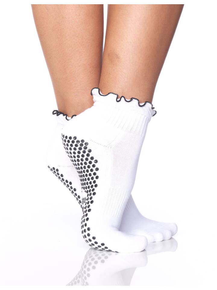 LUCKY HONEY - Wholesale Socks - Women's - The Ruffle Grip Sock White