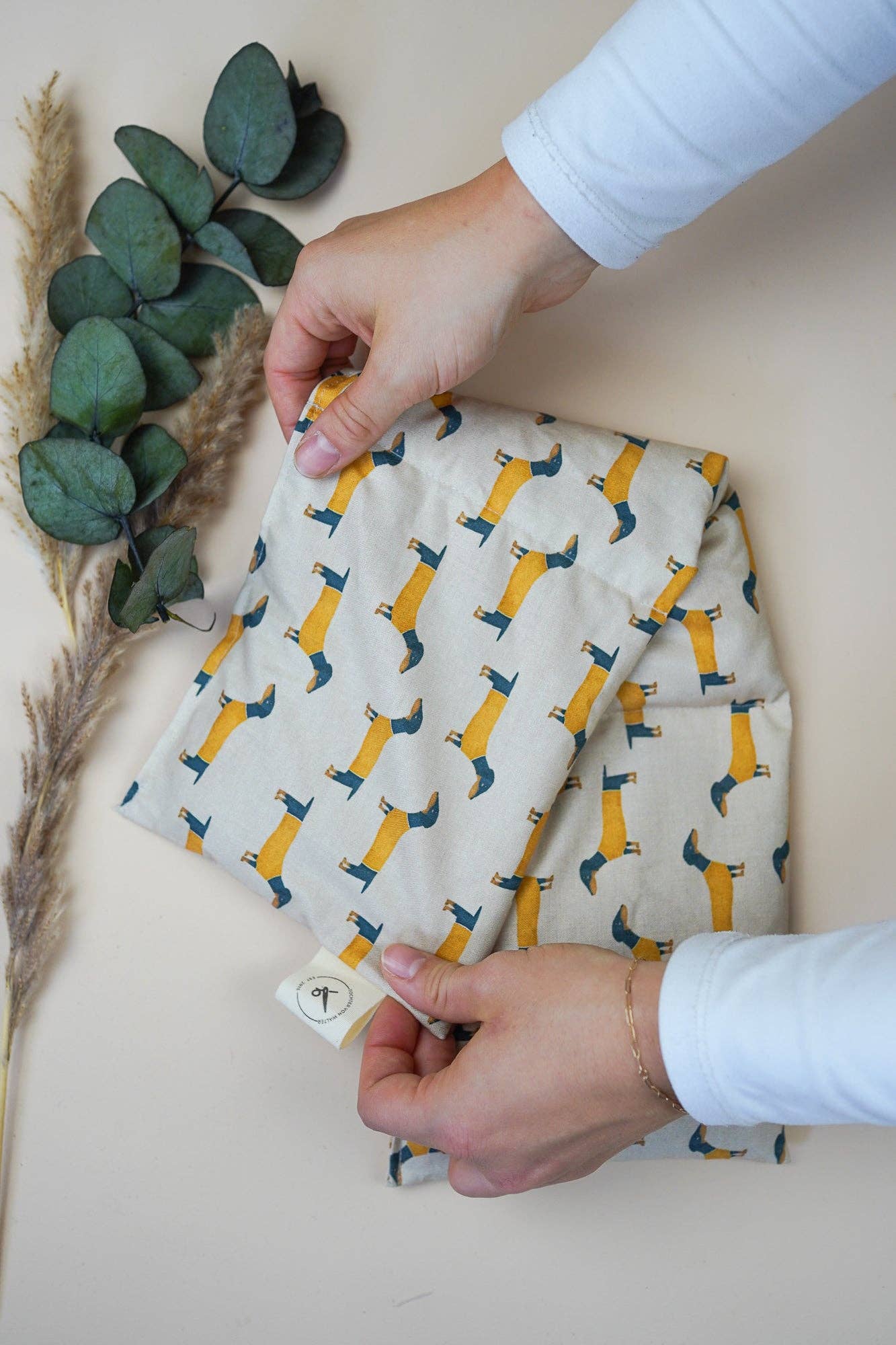 Tochter von Walter - Wholesale Warm/koud kompres - Warmtepad teckelvorm - voor warm en koud gebruik6