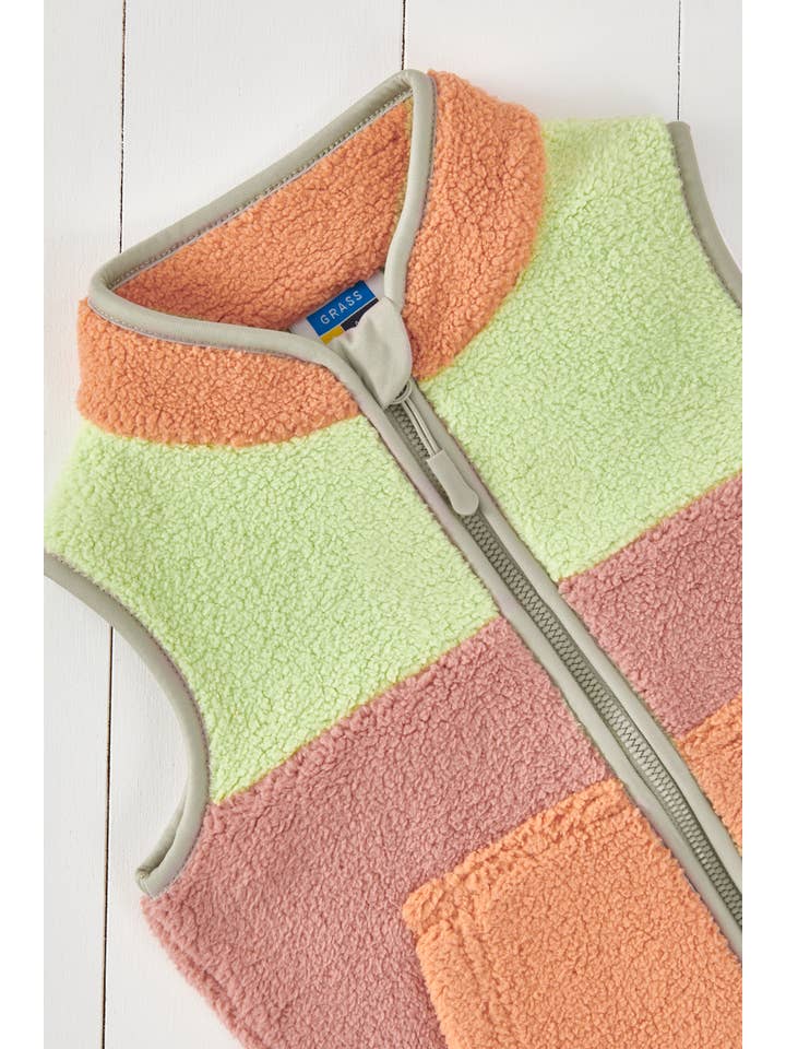 Grass & Air – wholesale Outerwear Vest - Kids – Aurora Pink Kids Borg Gilet2