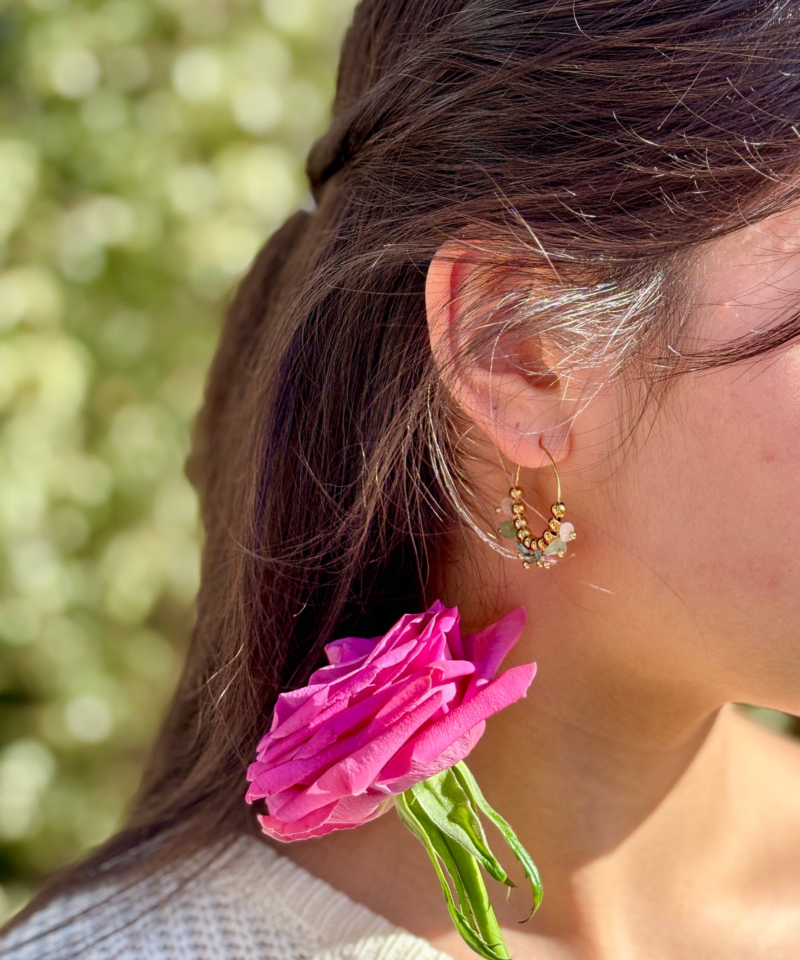 Ocean Ripples – wholesale Hoop-örhängen – 18ct guldpläterade ädelsten Cluster Hoop örhängen4