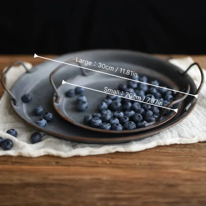 Huis Van Merken - Wholesale Serving Tray - Vintage inspired iron serving tray with handles2