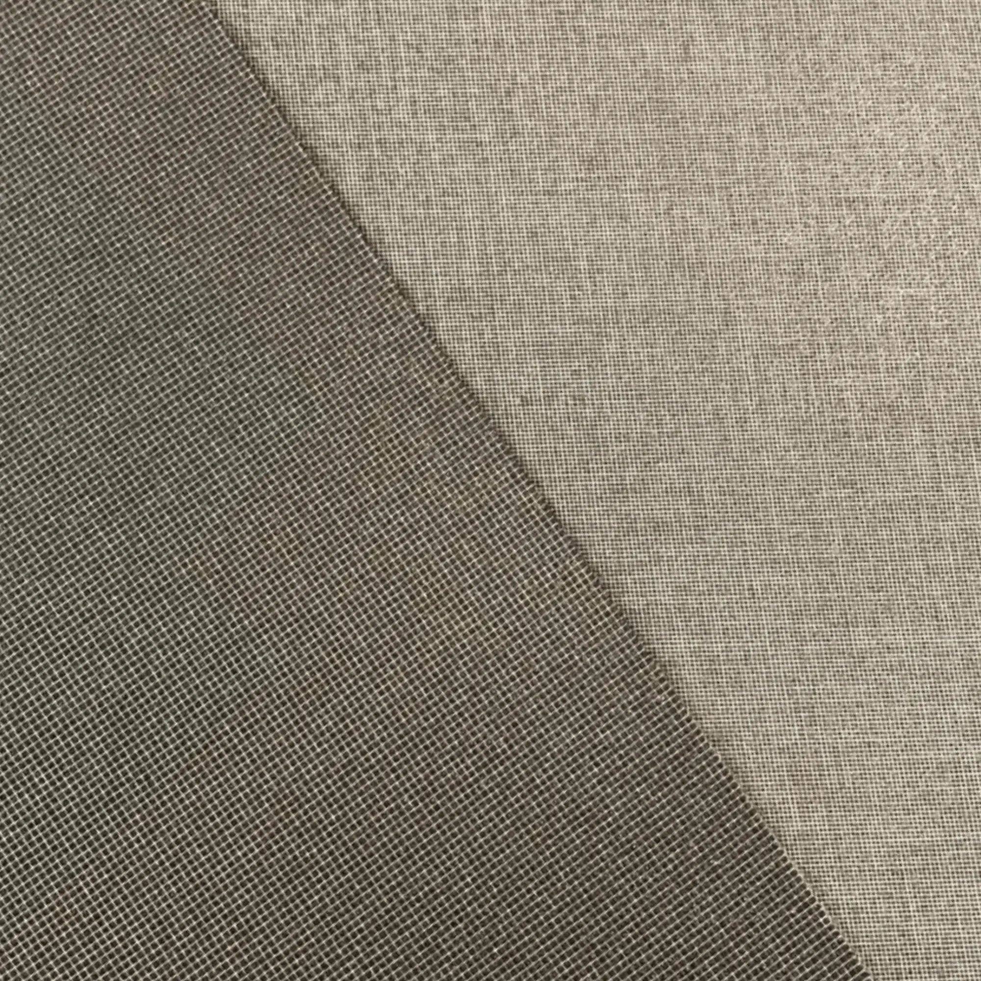 Grey Black Resin - Base resin - 1 mm / 1.4 mm for wholesale on Faire1