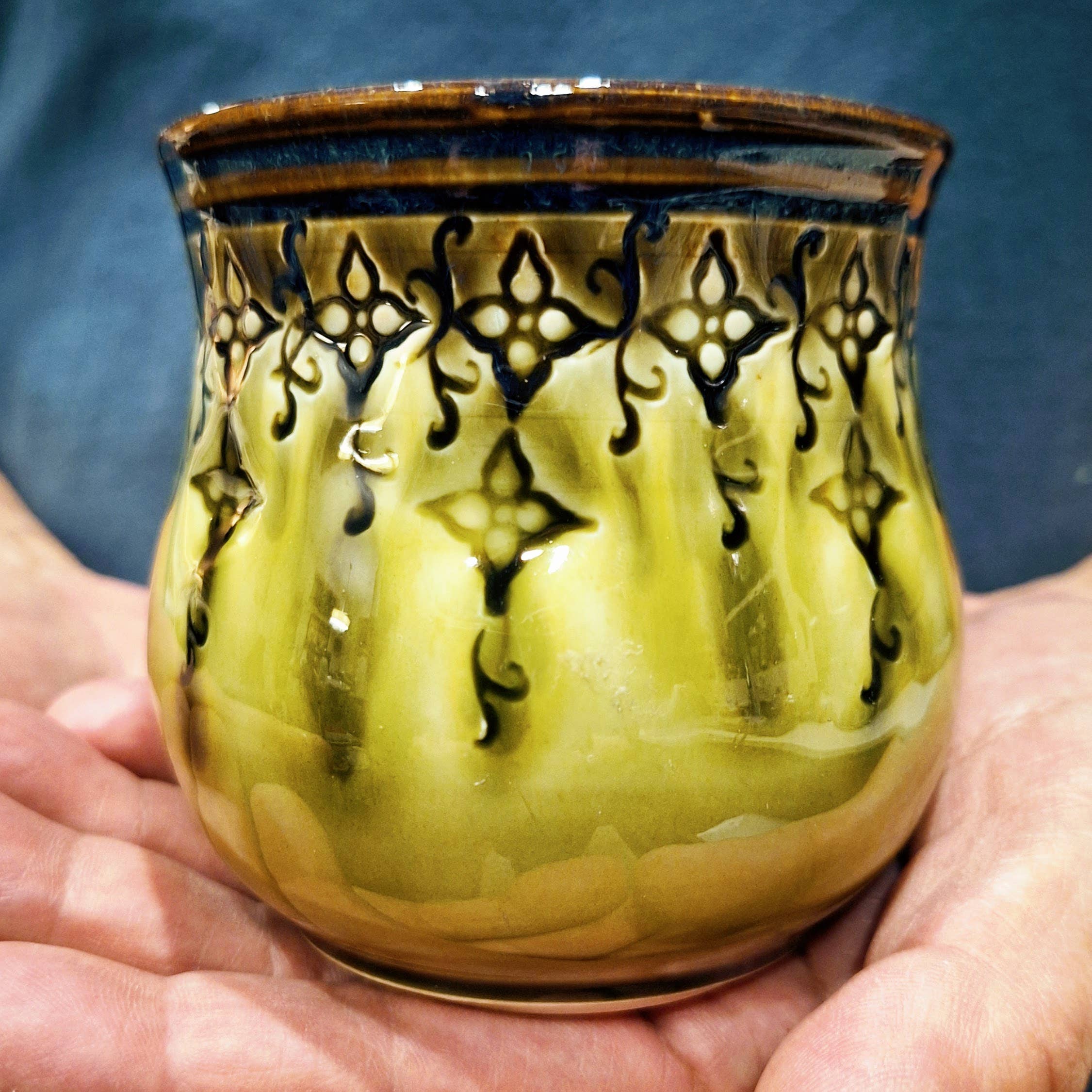 Plays in Mud Pottery - Venta al por mayor Copas de vino - Copa de vino sin tallo - Hecha por encargo - Cerámica artesanal6