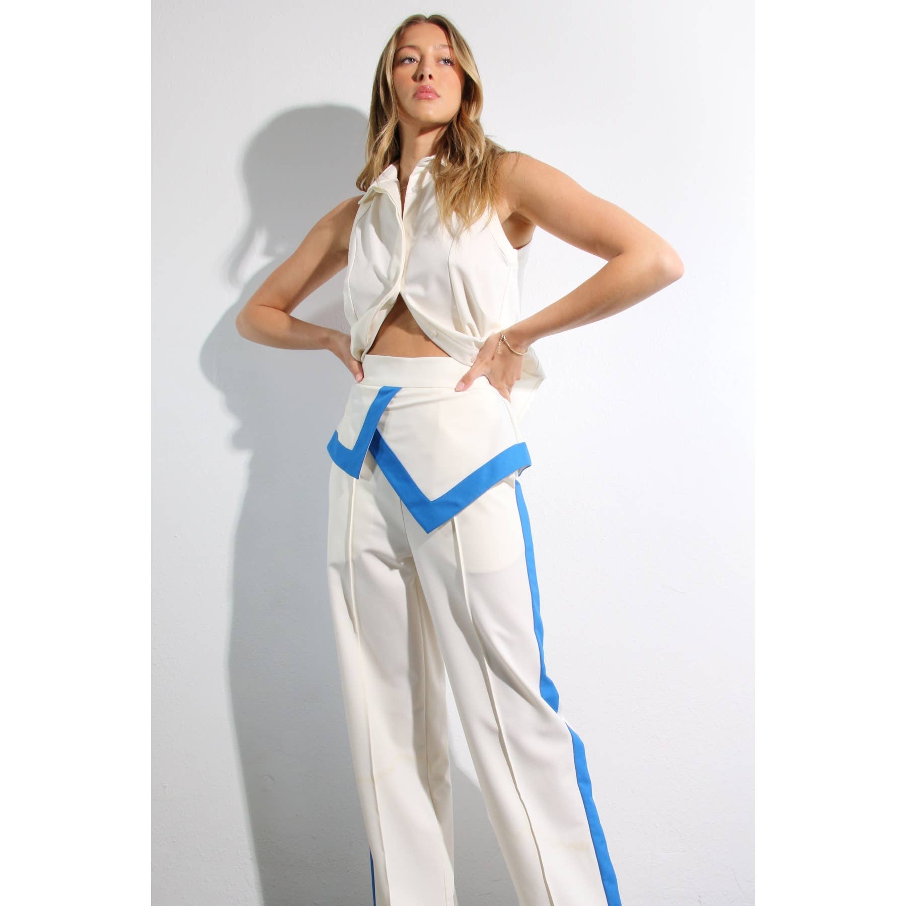 CREMA SET CAMICIE E PANTALONI in vendita all'ingrosso su Faire21