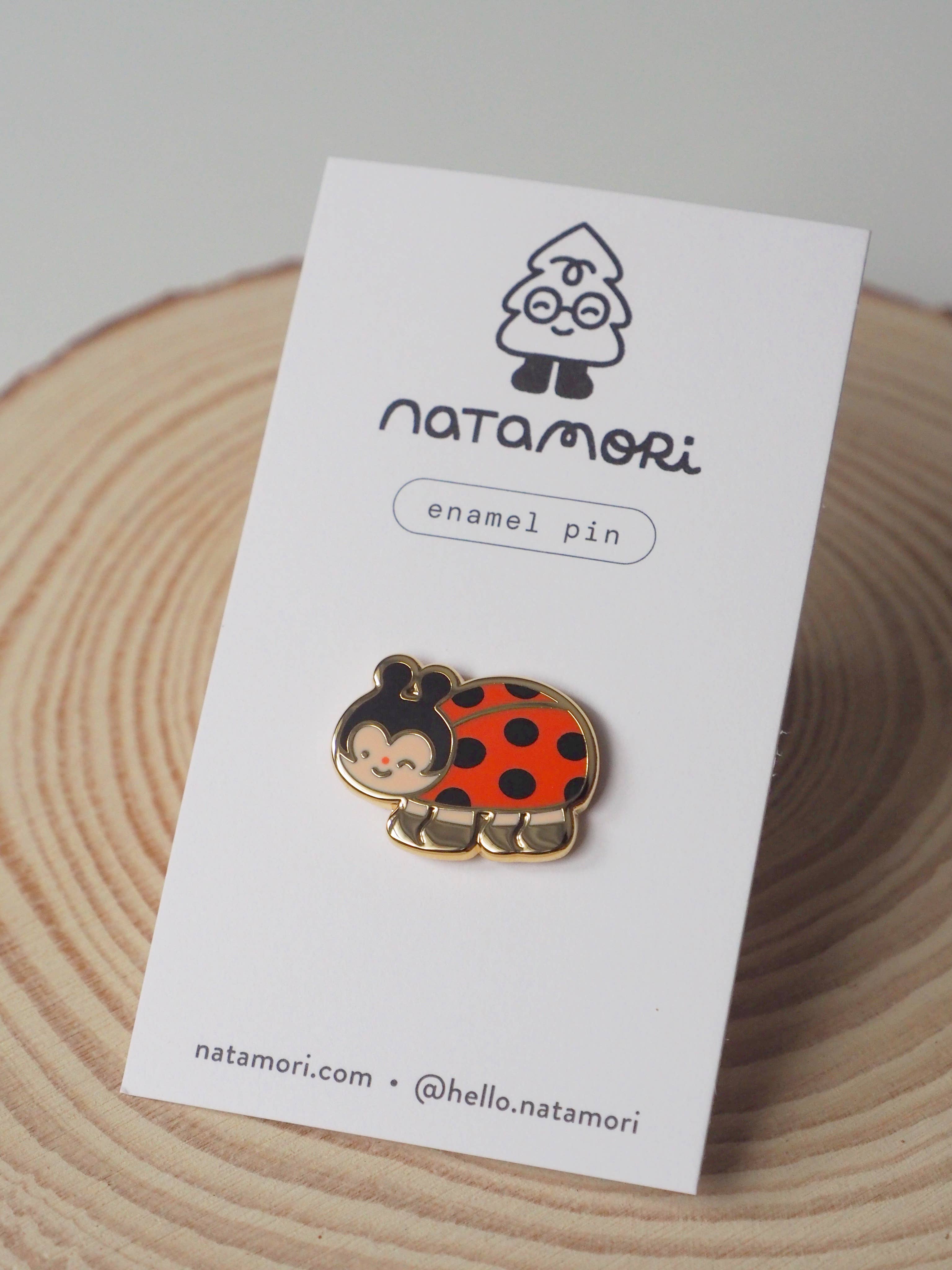 natamori - Wholesale Lapel Pin/Button - ladybug • enamel pin1