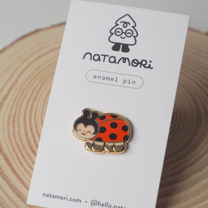 natamori - Wholesale Lapel Pin/Button - ladybug • enamel pin1