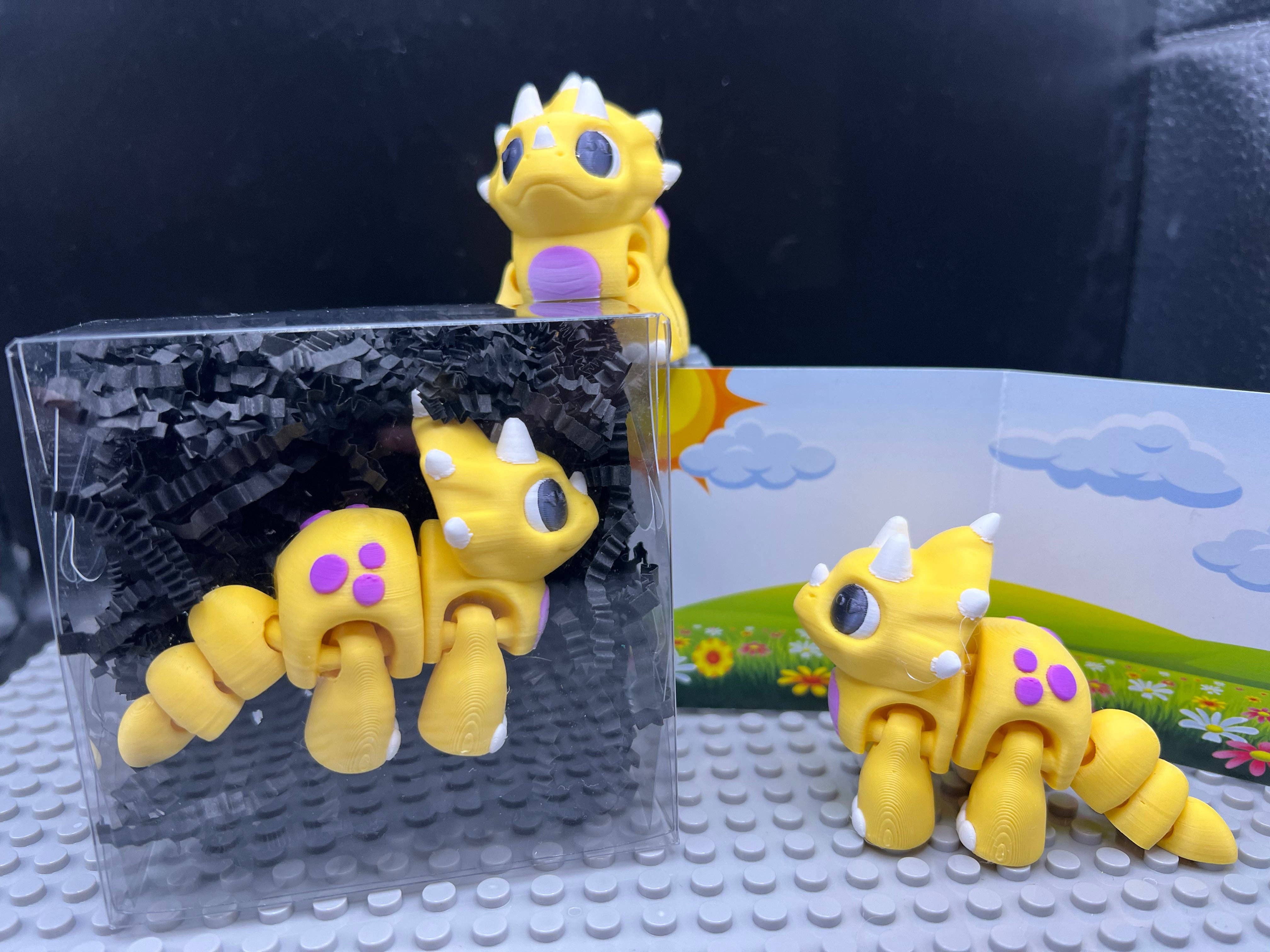 Third St. Studio - Wholesale Fidget Toy - Kids - Triceratops4