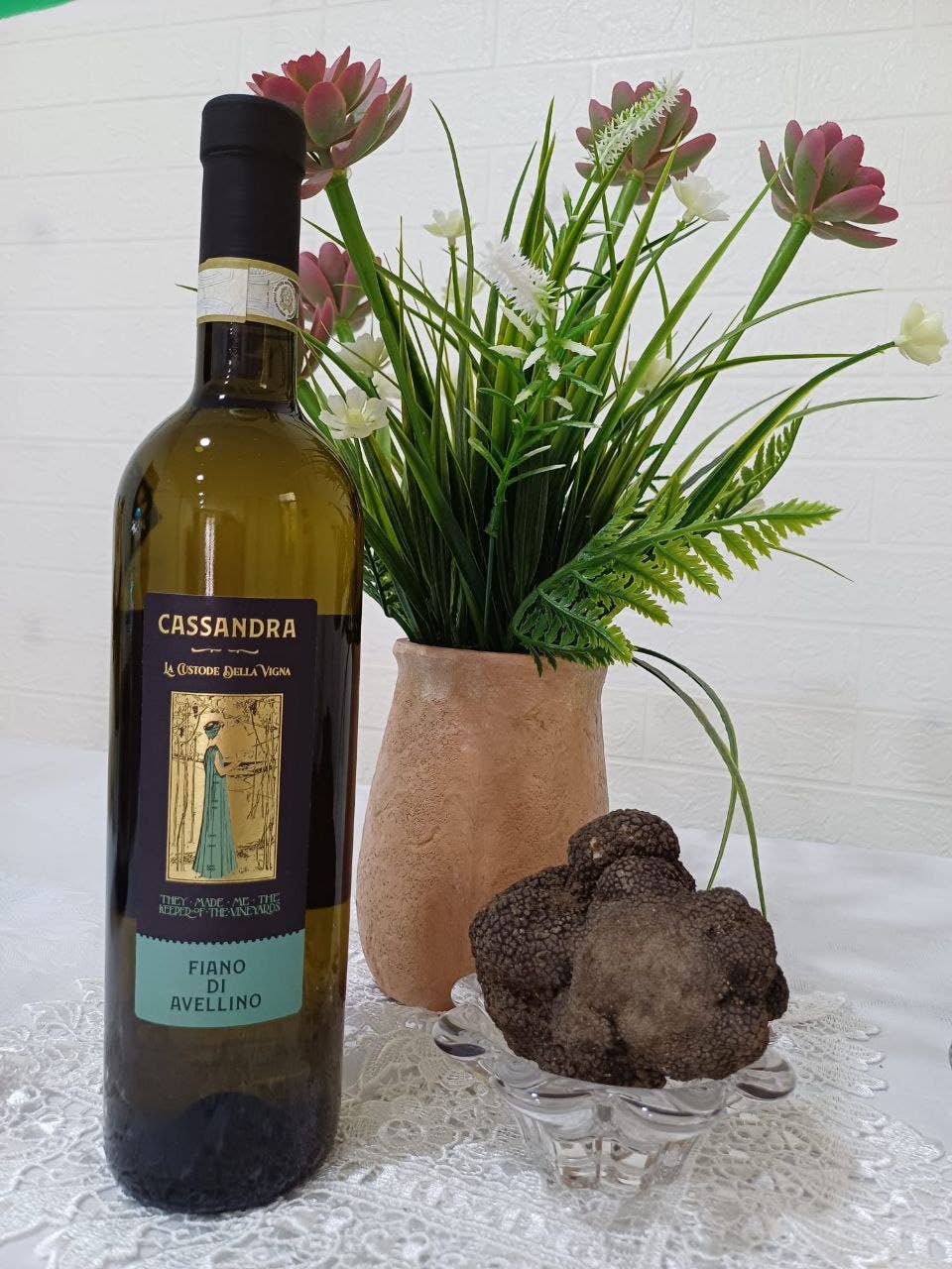 I sapori di una volta s.r.l.s – wholesale Olive oil – Fiano di Avellino DOCG “Cassandra” – 75 cl0