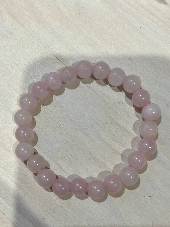 Bracelet en quartz rose pour la vente par Brooklyn Belle Designs