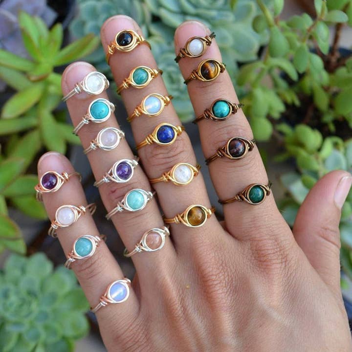 Anillos de cristal plateado envueltos en alambre - Anillos de cobre envueltos a mano para venta al por mayor de WHOLIFECO