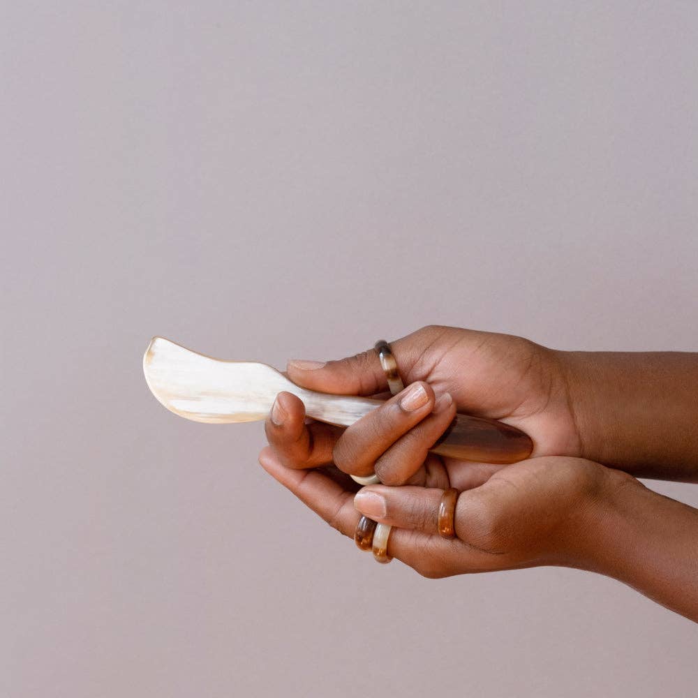 MAADILI COLLECTIVE - Wholesale Cheese Spreader - Horn Butter & Cheese Spreader3