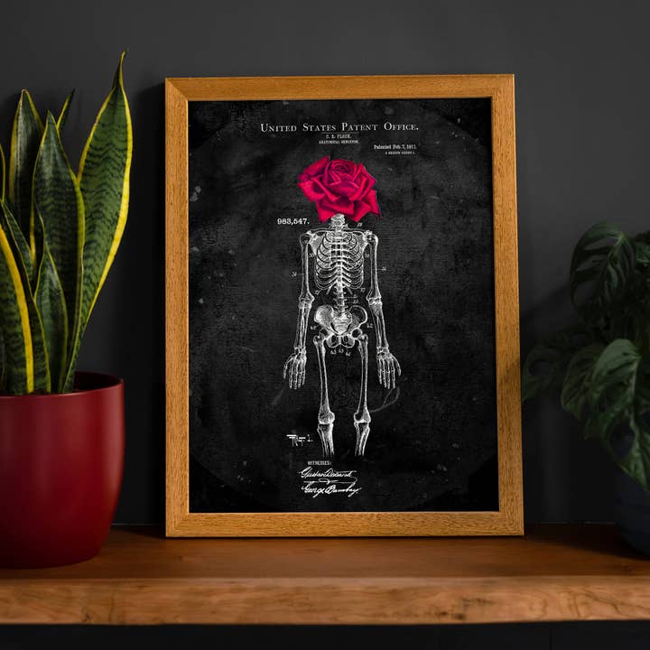 Skeleton Rose Print Sort for engroshandel hos Ink & Drop