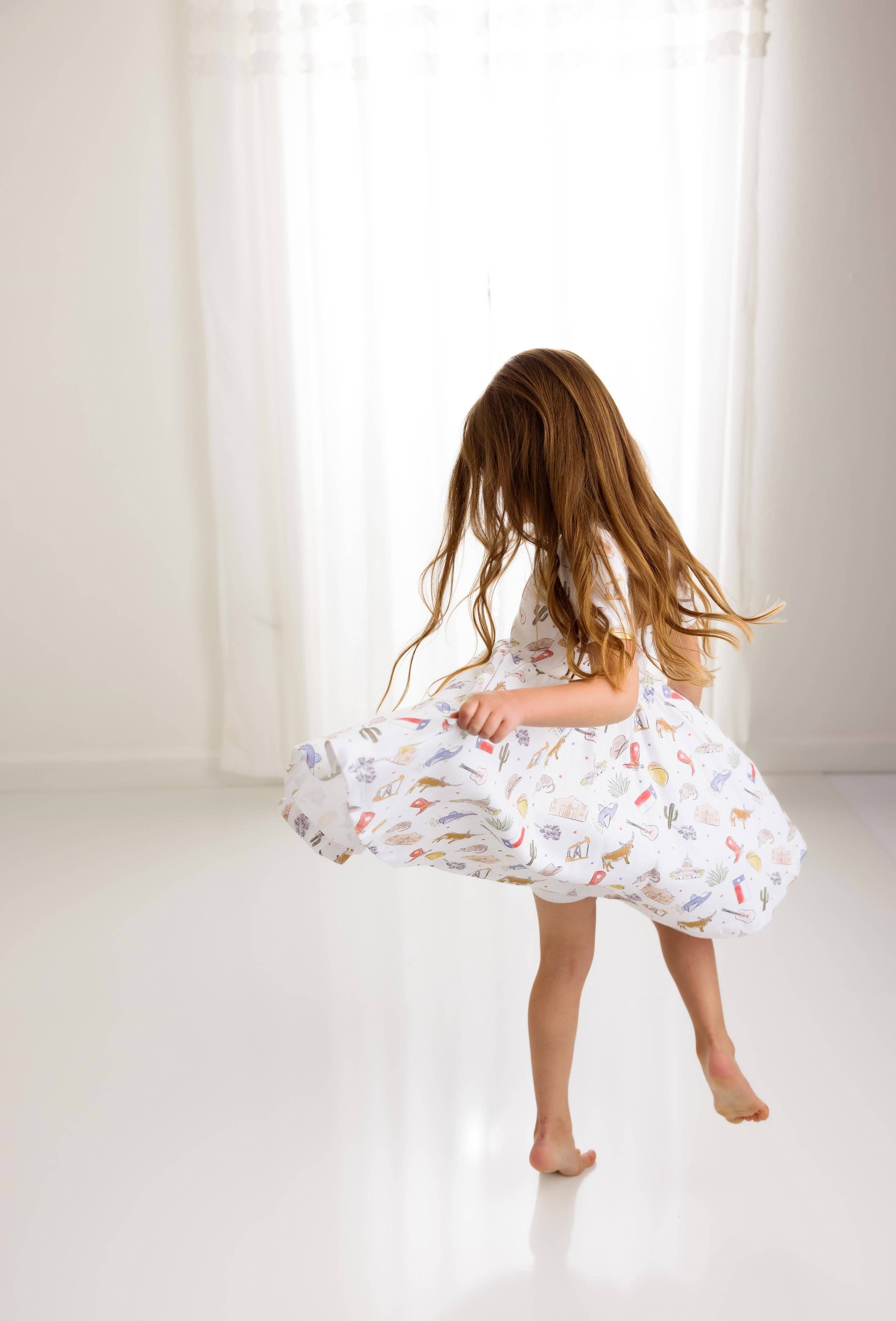 Nola Tawk – Großhandel Kleid – Kinder – Texas Kids Twirl-Kleid aus Bio-Baumwolle0