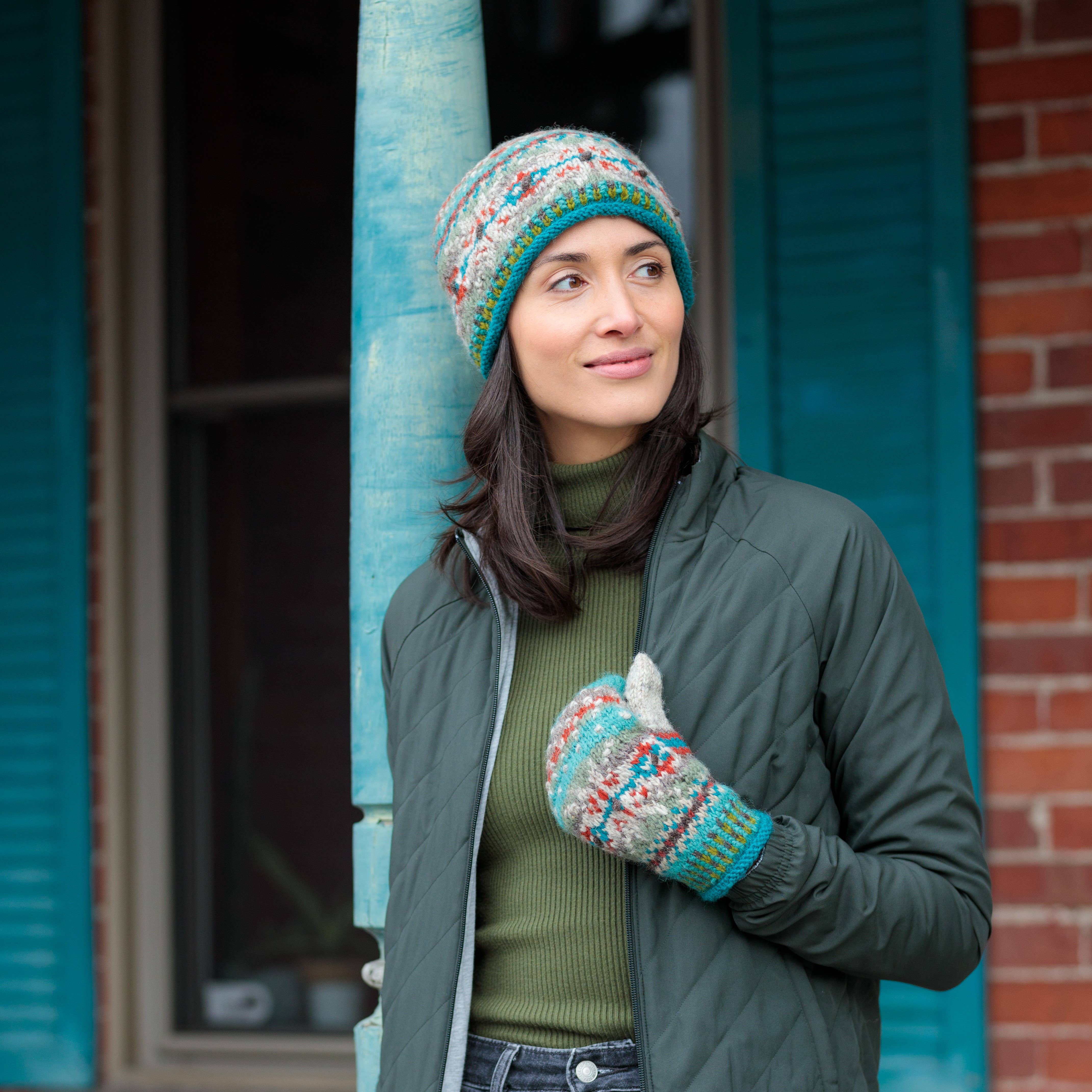 Lost Horizons Canada - Wholesale Mittens - Women's - Jasper Wool Convertible Mittens with Nordic Knit Pattern6