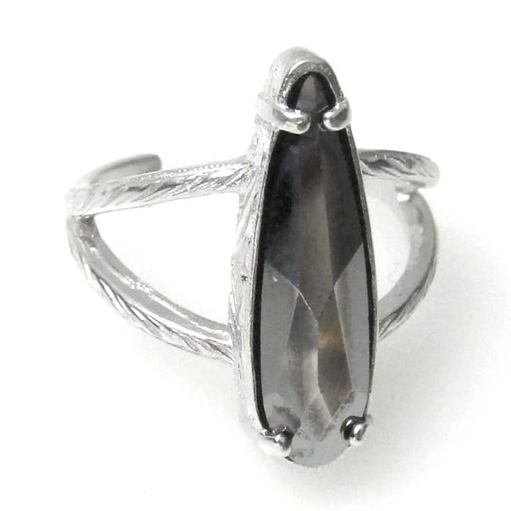 Florentijnse „Raindrop” -ring voor wholesale door Jessica Elliot Jewelry
