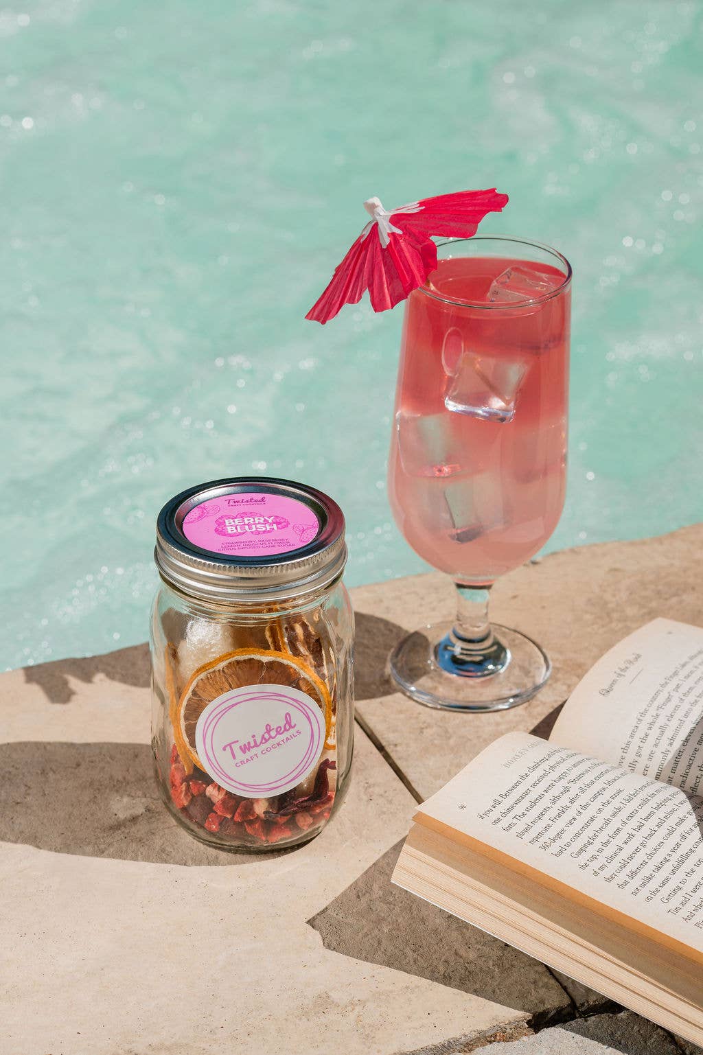 Twisted Craft Cocktails - Wholesale DIY Drink Kit - Berry Blush Craft Cocktail Jar1