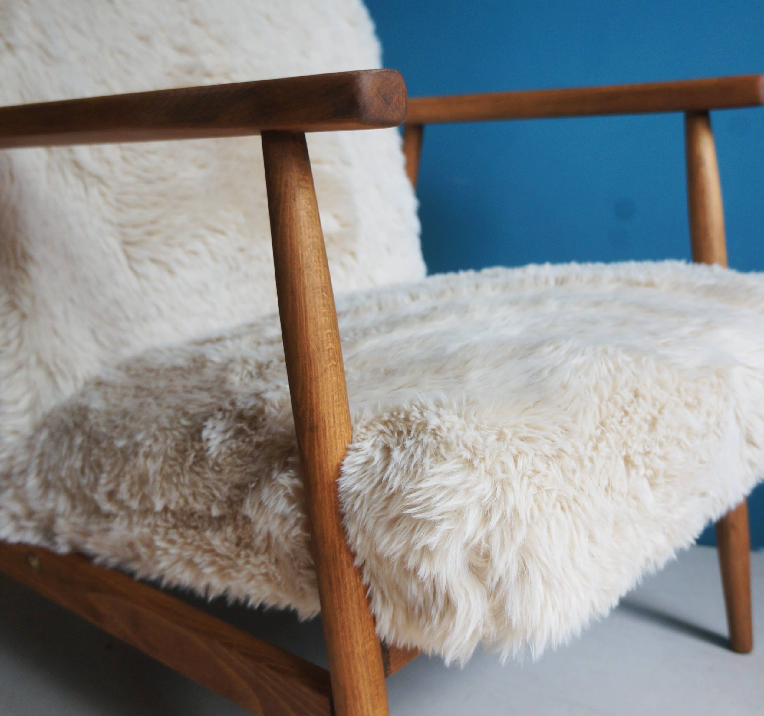 Workshop of Forms - Wholesale Chair - Vintage Armchair Mid-Century Beige Faux Fur Restored5