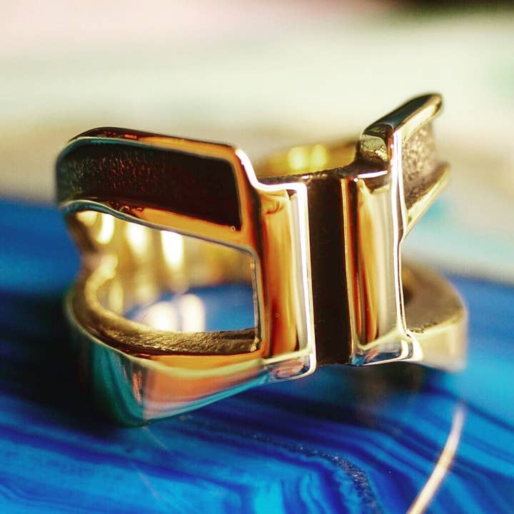 Anello unisex «Kraken» per la vendita all'ingrosso da parte di Harding Inc