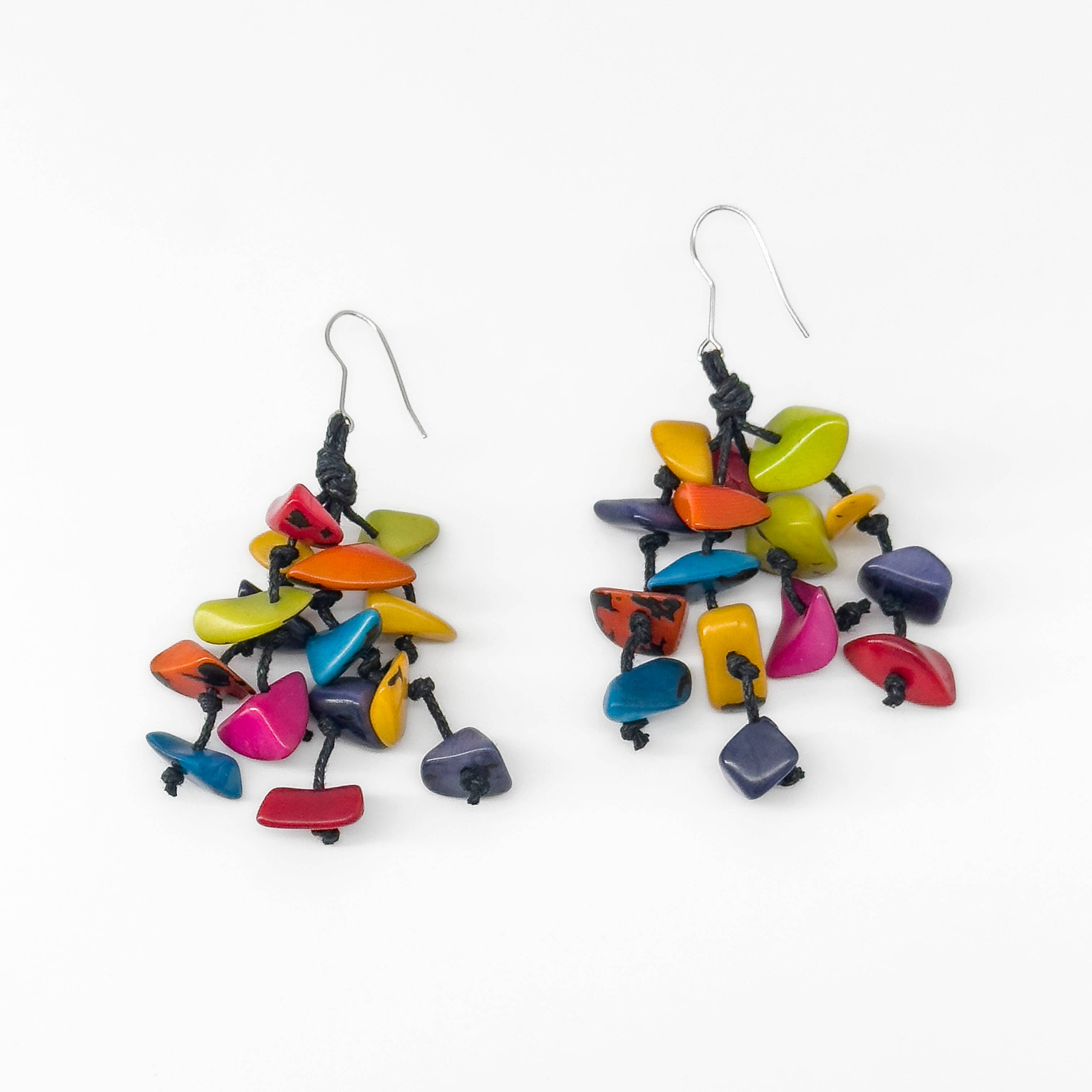 Belart Fair Trade - Venta al por mayor Pendientes colgantes - Pendientes colgantes de 4 hebras con chips de tagua0